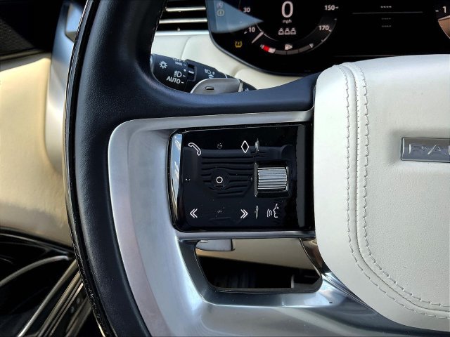 Used 2023 Land Rover Range Rover SE AWD/4WD image 13
