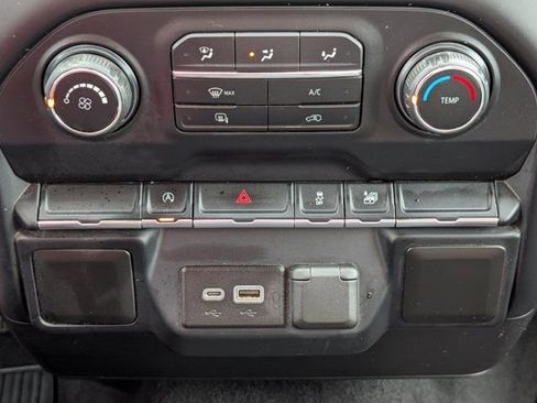 Used 2020 Chevrolet Silverado 1500 LT w/ Trailering Package AWD/4WD image 17