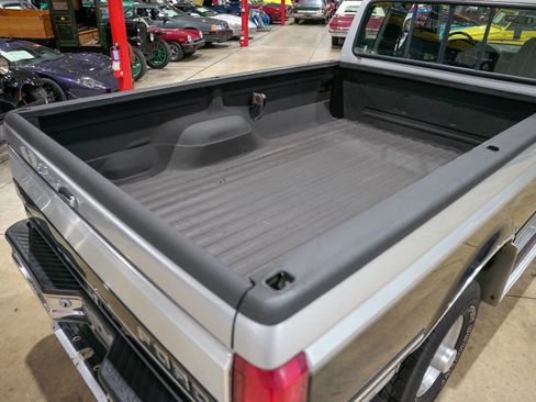 Used 1993 Ford F250 XLT image 20