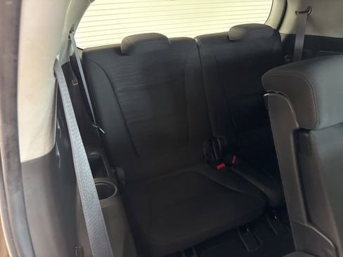 Used 2015 Kia Sorento LX image 28