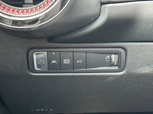 Certified 2024 Chevrolet Equinox EV RS image 40