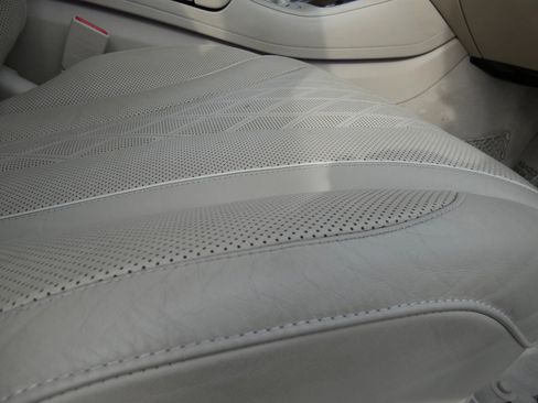 Used 2014 Mercedes-Benz S 550 Sedan image 31