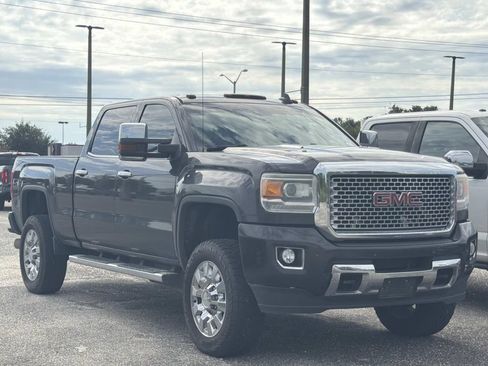Used 2016 GMC Sierra 2500 Denali w/ Duramax Plus Package AWD/4WD image 1