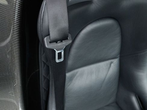 Used 2004 Porsche Carrera GT image 23