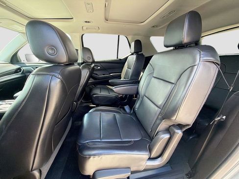 Used 2019 Chevrolet Traverse Premier image 26