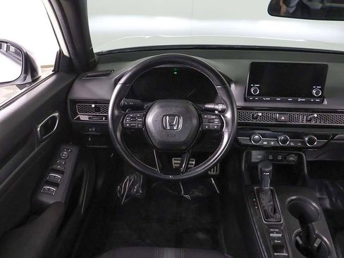 Used 2025 Honda Civic Sport image 32