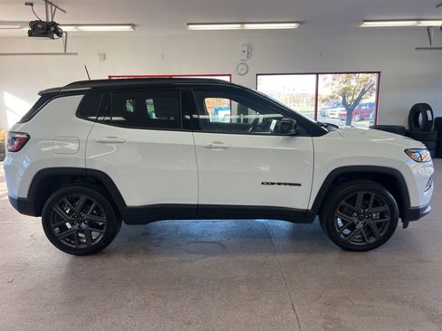 New 2026 Jeep Compass Limited image 31