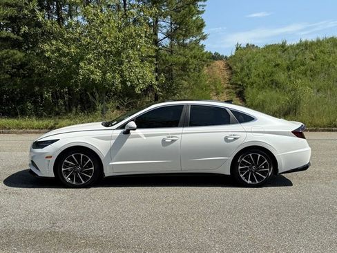 Used 2022 Hyundai Sonata Limited image 2
