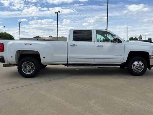 Used 2015 Chevrolet Silverado 3500 LTZ w/ Duramax Plus Package AWD/4WD image 26