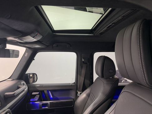 Used 2023 Mercedes-Benz G 550 image 23