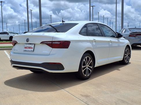 Used 2024 Volkswagen Jetta Sport FWD image 7