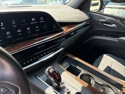 Used 2023 Cadillac Escalade ESV Premium Luxury RWD image 26