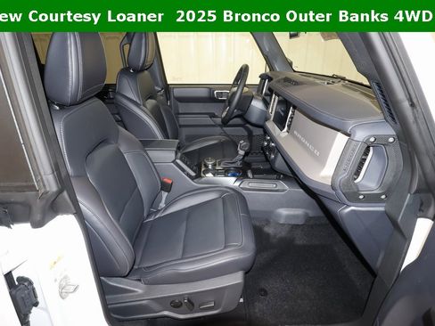 New 2025 Ford Bronco Outer Banks image 14