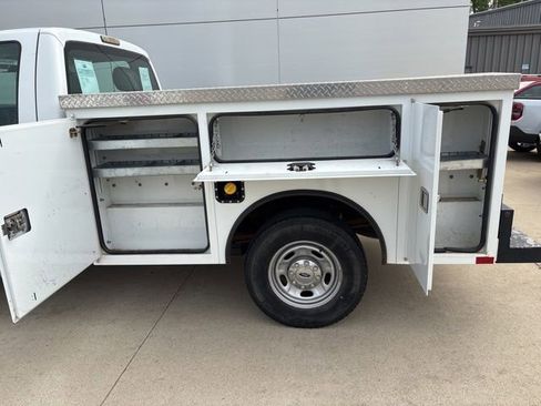 Used 2012 Ford F250 XL w/ XL Value Pkg AWD/4WD image 9