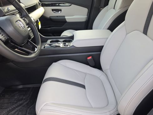 New 2026 Honda Pilot EX-L image 11