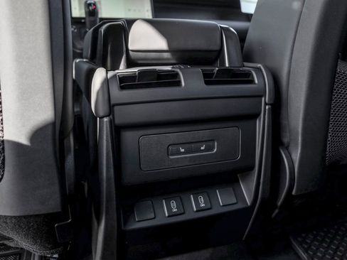 New 2026 Land Rover Defender 110 S image 18