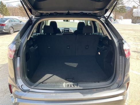 Used 2022 Ford Edge SE w/ Black Appearance Package image 29