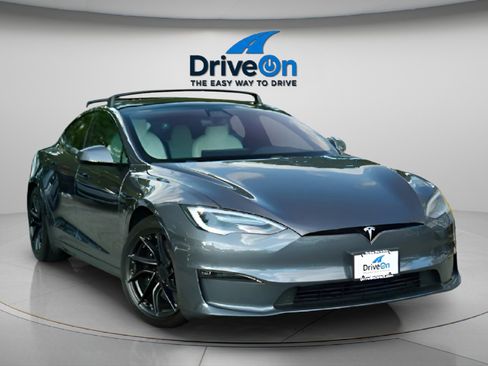Used 2021 Tesla Model S Plaid image 22