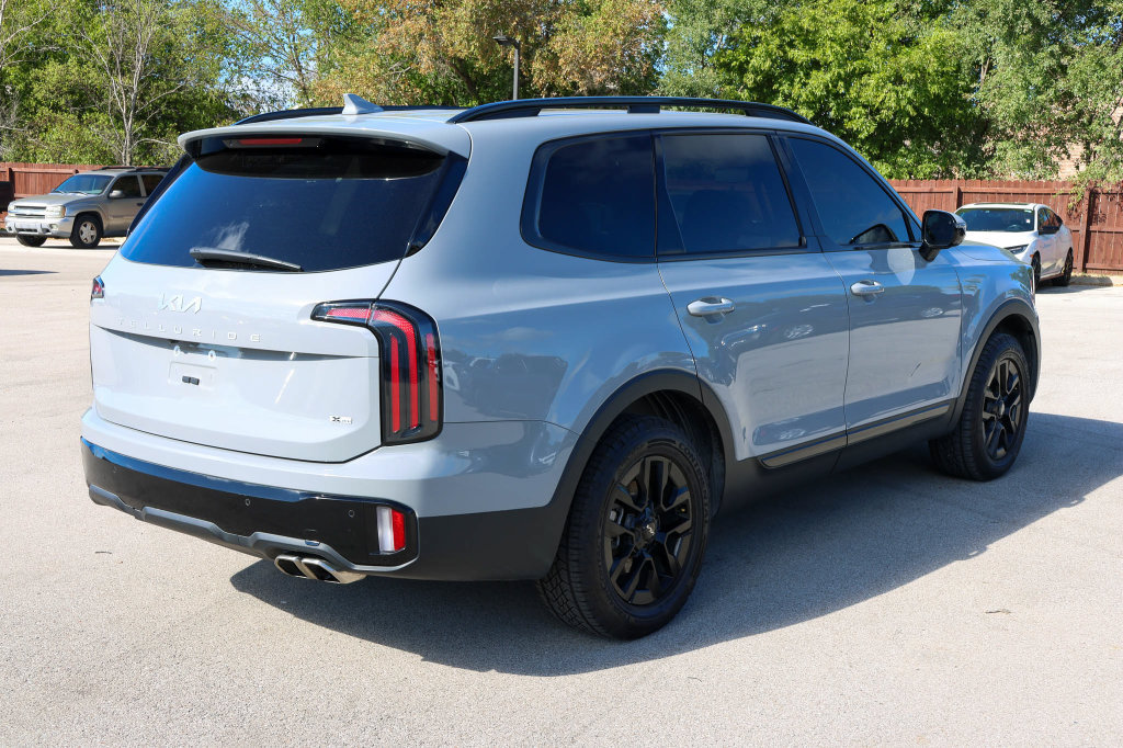 Used 2024 Kia Telluride SX Prestige X-Pro AWD/4WD image 3