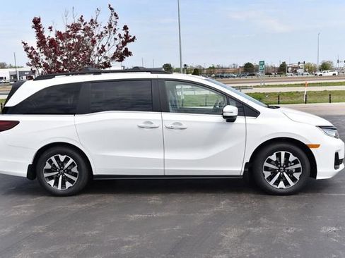 New 2026 Honda Odyssey EX-L image 5