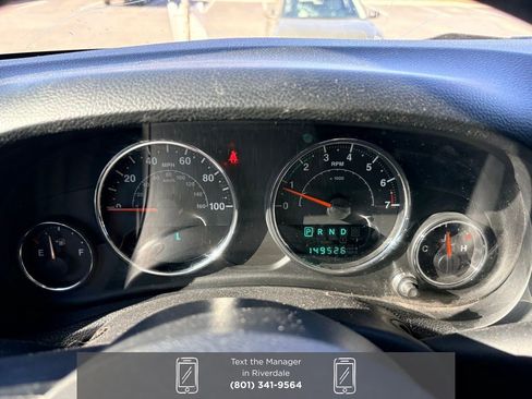 Used 2013 Jeep Wrangler Unlimited Sahara w/ Connectivity Group image 17