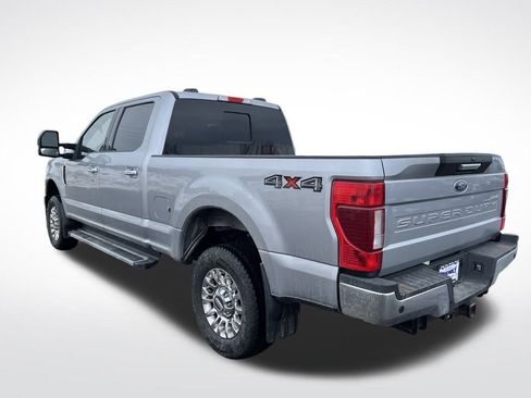 Used 2021 Ford F350 XLT w/ XLT Premium Package AWD/4WD image 3
