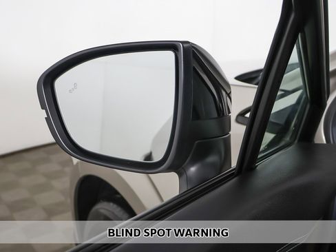 Used 2025 Nissan Murano SL image 8