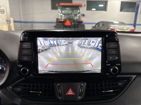 Used 2019 Hyundai Elantra GT w/ Style Package 02 image 25