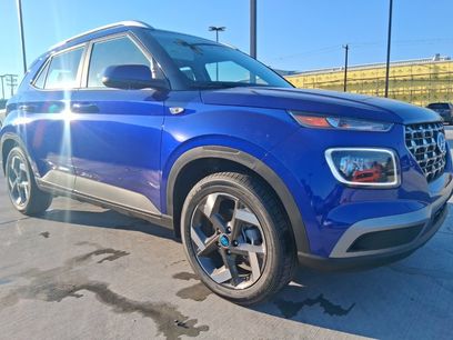 New 2025 Hyundai Venue Limited