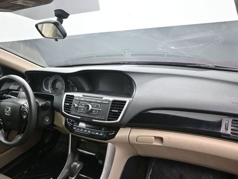 Used 2017 Honda Accord LX image 19