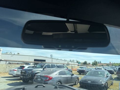 Used 2014 Jeep Wrangler Unlimited Rubicon w/ Connectivity Group image 25