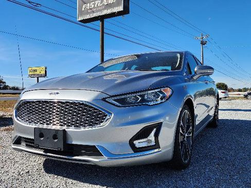 Used 2020 Ford Fusion Titanium image 2