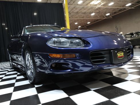 Used 1999 Chevrolet Camaro Z28 w/ Preferred Equipment Group 2 image 12