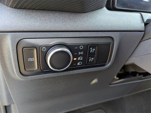 Used 2024 Ford Mustang image 20