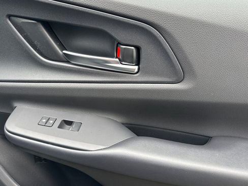 New 2026 Toyota Prius Plug-In Hybrid FWD image 19
