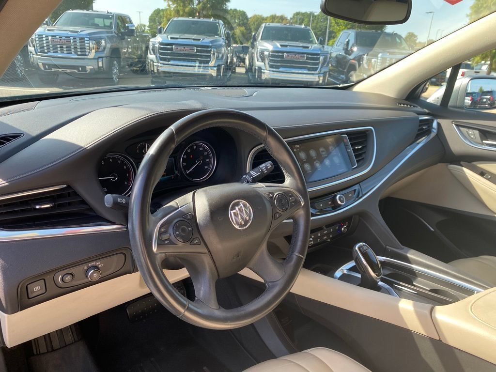 Used 2018 Buick Enclave Essence FWD image 15