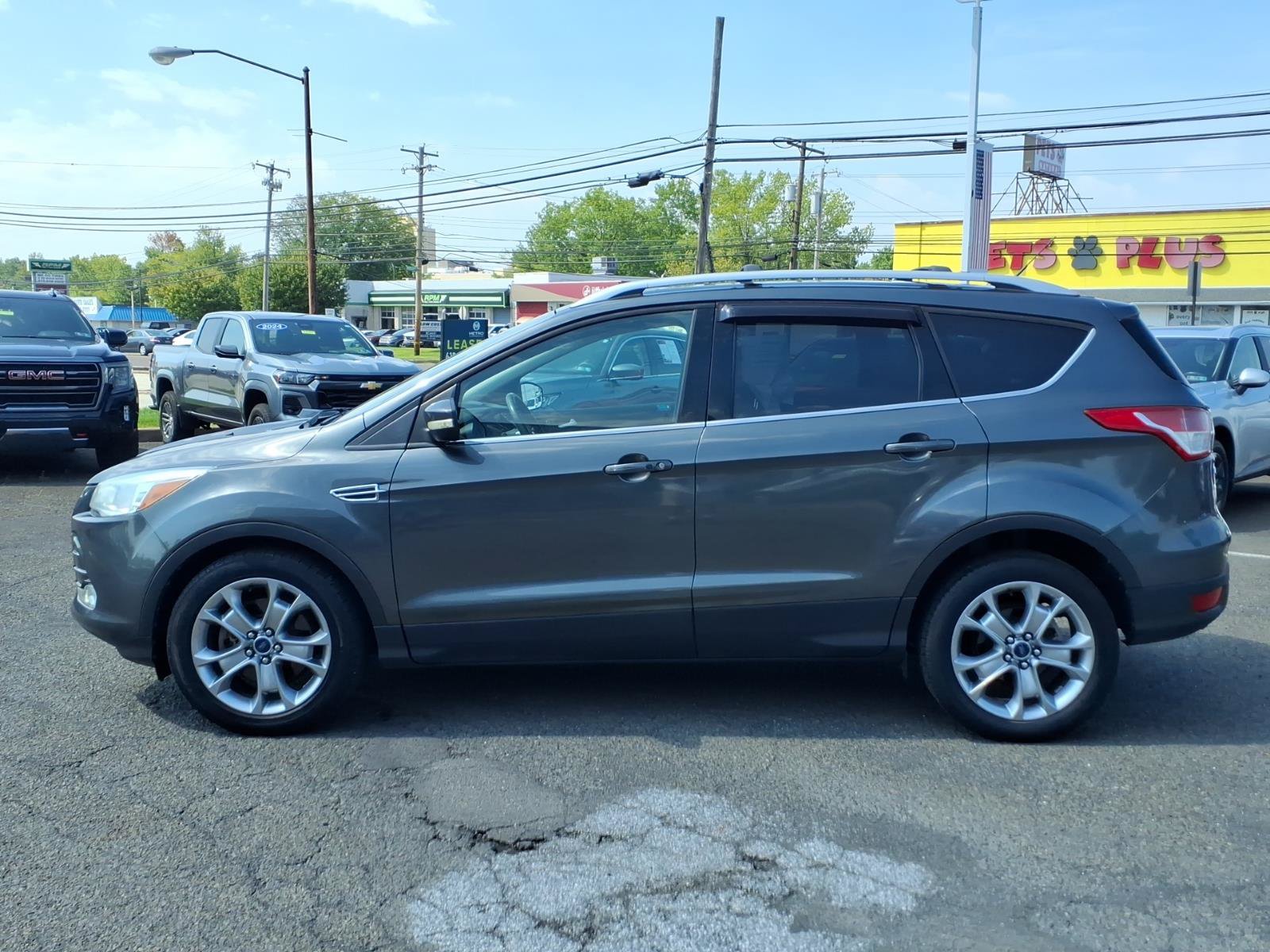 Used 2015 Ford Escape Titanium AWD/4WD image 7