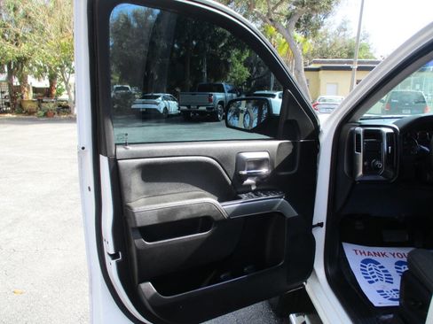 Used 2018 Chevrolet Silverado 1500 LT w/ All Star Edition image 18