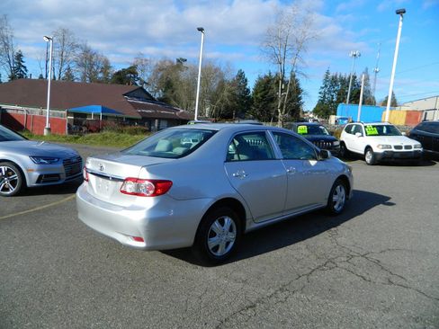 Used 2013 Toyota Corolla L image 8