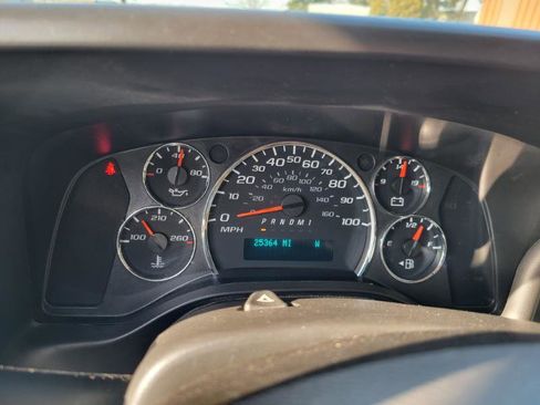 Used 2016 Chevrolet Express 2500 LS image 15