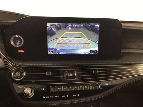 Used 2022 Lexus LS 500 AWD image 19