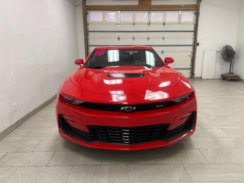 Used 2021 Chevrolet Camaro SS RWD image 10