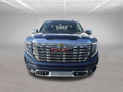 Used 2023 GMC Sierra 1500 Denali w/ Denali Reserve Package AWD/4WD image 15