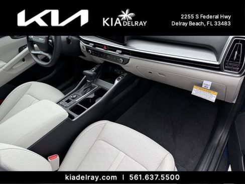 New 2026 Kia Sorento EX w/ EX Premium Package FWD image 10