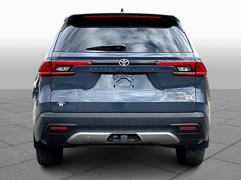 Used 2024 Toyota Grand Highlander Limited image 4
