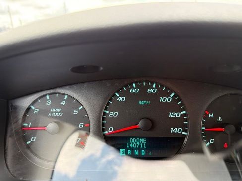 Used 2011 Chevrolet Impala LS FWD image 14