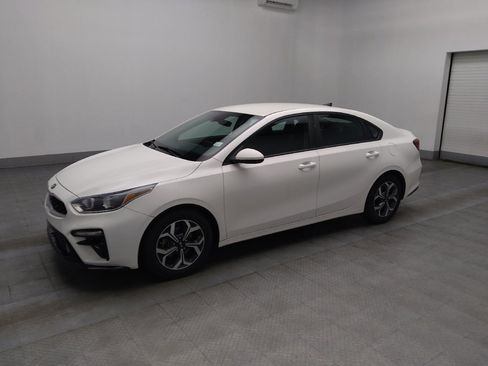 Used 2019 Kia Forte LXS image 2
