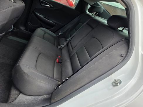 Used 2018 Chevrolet Malibu LT FWD image 7