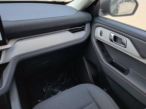 New 2026 Ford Explorer Active RWD image 17