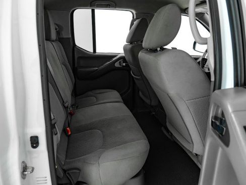 Used 2018 Nissan Frontier SV w/ Value Truck Package image 30